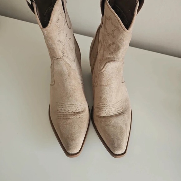 Chic Tan Suede Ankle Boots - Picture 2 of 5